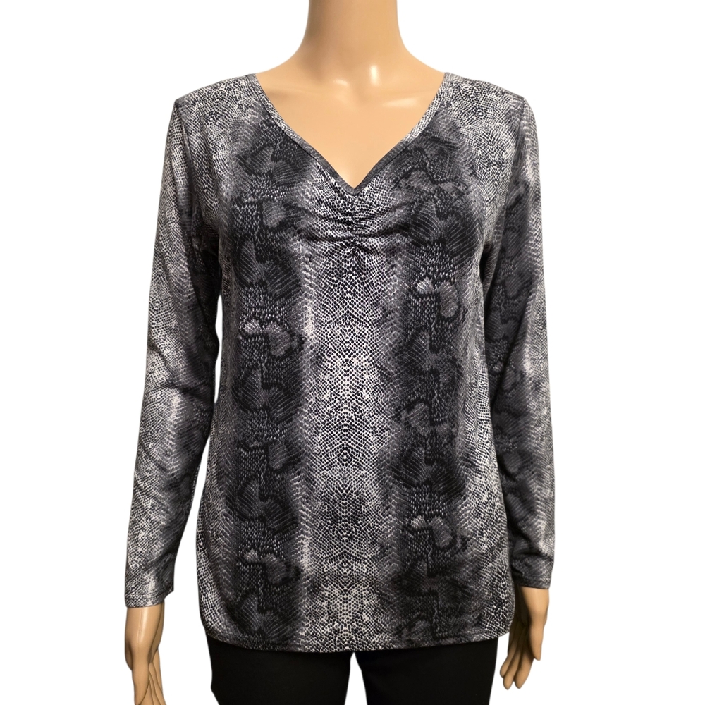 Olivia Rae V-neck Black and Gray Snake Print Long Sleeve Top Slim Size XL - Picture 1 of 9